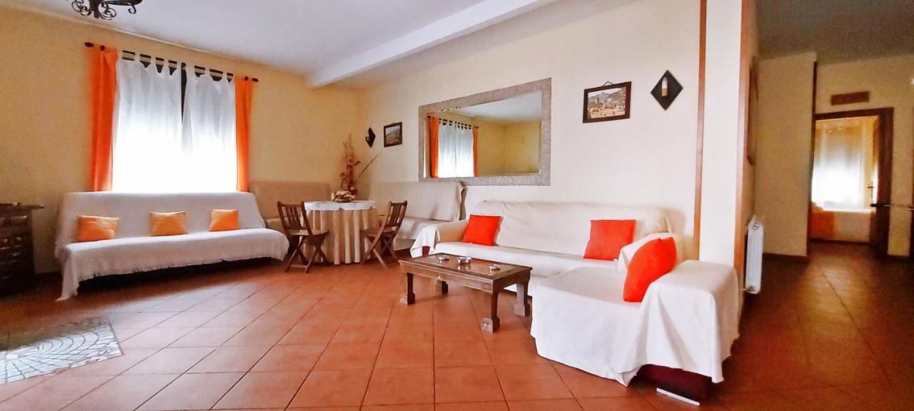 Casa Rural Las Eras Valdelaguna Екстер'єр фото