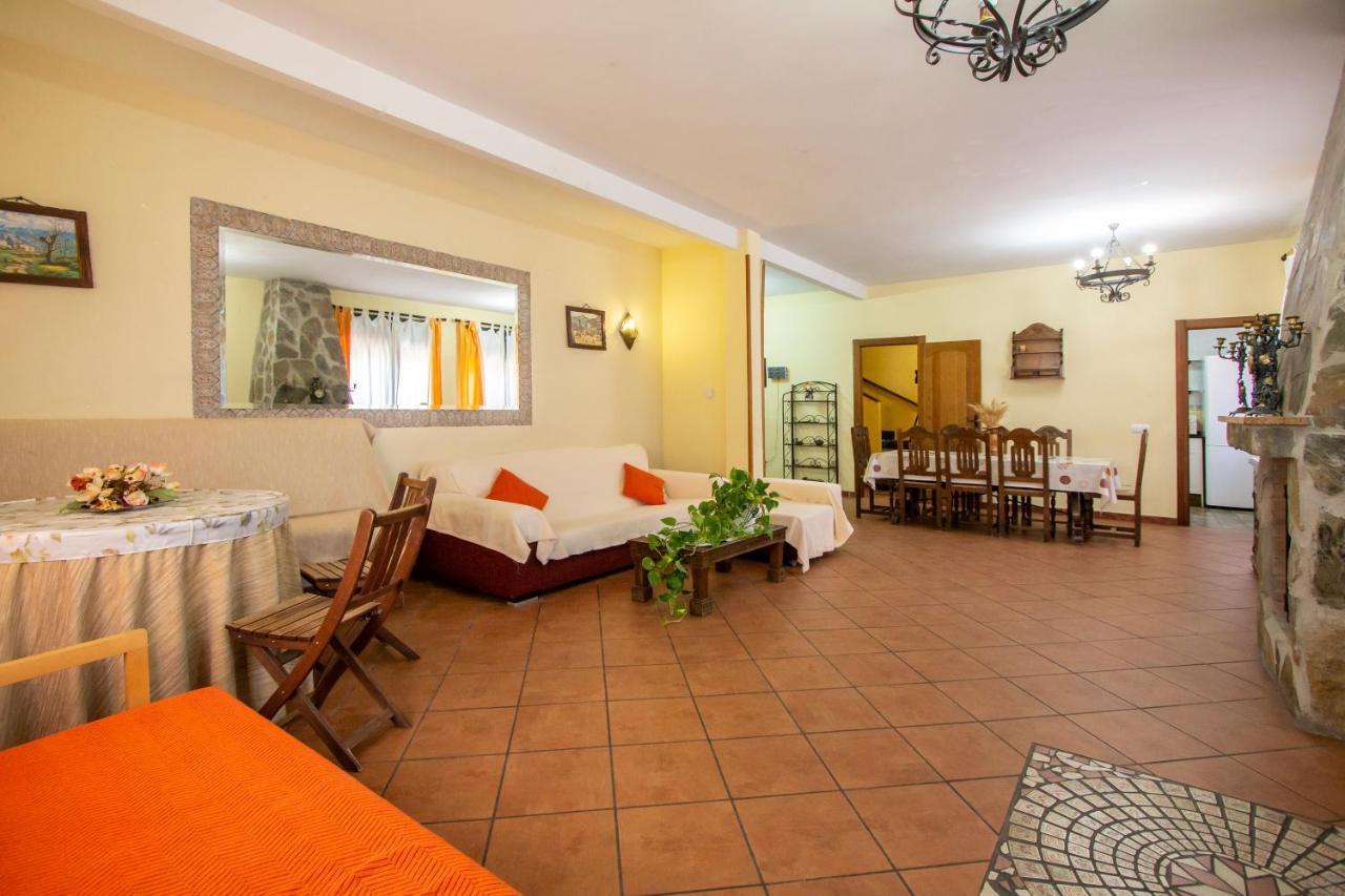 Casa Rural Las Eras Valdelaguna Екстер'єр фото